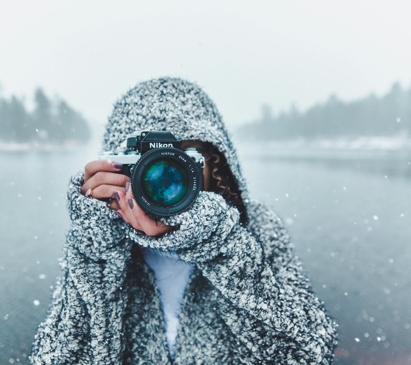 Talvinen kuva jossa valokuvaaja